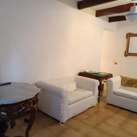 Dei Conti Apartment *